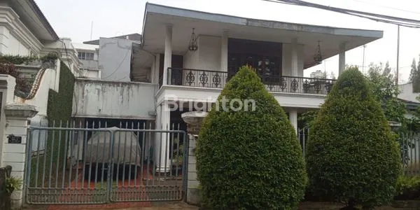 image RUMAH MEWAH 2 LANTAI DI KAYU PUTIH (2)