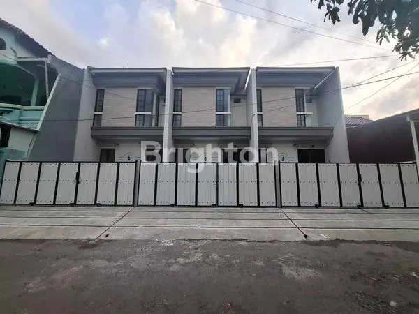 image BARUK BARAT PONDOK NIRWANA RUMAH BARU 4 KAMAR 3 MENIT KE RAYA MERR (3)