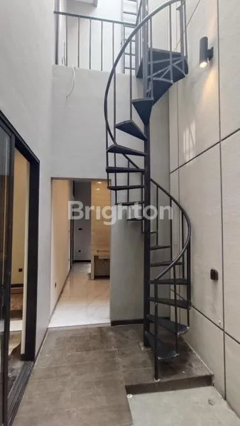 image RUMAH BARU MANYAR, DEKAT KAMPUS ITS & GALAXY MALL MEWAH (4)