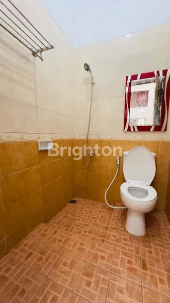 image DISEWAKAN RUMAH HOOK DI KEMANG PRATAMA. SIAP HUNI, RUMAH TERAWAT, KONSEP OPEN SPACE   (4)