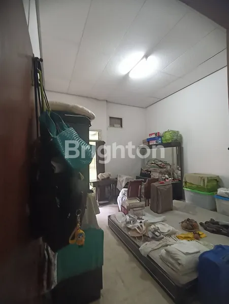 image RUMAH LAMA 1 LANTAI HITUNG TANAH MANYAR KERTOADI  SURABAYA TIMUR (4)
