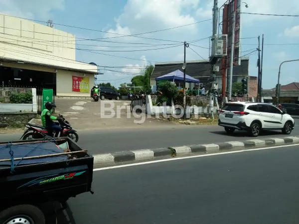image DIJUAL DAN DISEWAKN BANGUANAN STRATEGIS DI  PINGGIR JALAN LEBAK BULUS (6)