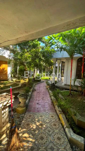 image RUMAH LUAS STRATEGIS, COCOK UNTUK HUNIAN, GUDANG, MESS KARYAWAN, KOST  GUEST HOUSE, KLINIK, YAYASAN PESANTREN, CLUSTER, HUNIAN KELUARGA BESAR DI TENGAH KOTA KUDUS, JAWA TENGAH (3)