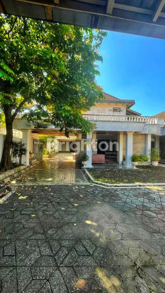 image RUMAH LUAS STRATEGIS, COCOK UNTUK HUNIAN, GUDANG, MESS KARYAWAN, KOST  GUEST HOUSE, KLINIK, YAYASAN PESANTREN, CLUSTER, HUNIAN KELUARGA BESAR DI TENGAH KOTA KUDUS, JAWA TENGAH (5)