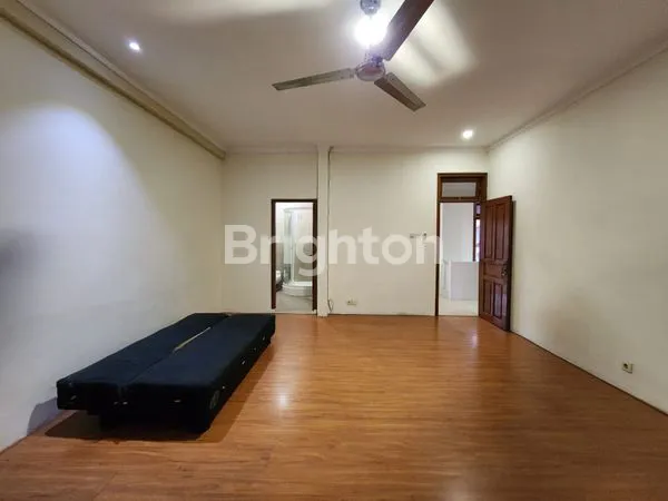 image DIJUAL CEPAT! RUMAH CANTIK DI TAMAN HIMALAYA – LIPPO KARAWACI CENTRAL (4)