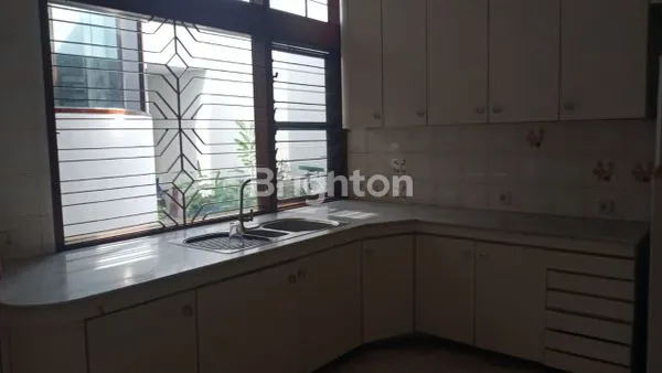 image RUMAH DIJUAL PONDOK INDAH JAKSEL (4)