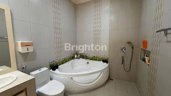 image RUMAH 3LANTAI 1/2 DI BANDENGAN JAKARTA UTARA. (6)