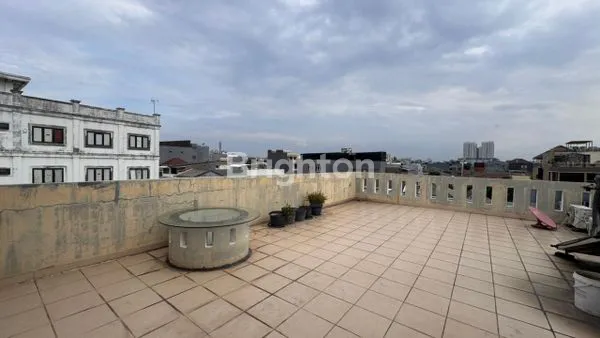 image RUMAH 3LANTAI 1/2 DI BANDENGAN JAKARTA UTARA. (8)