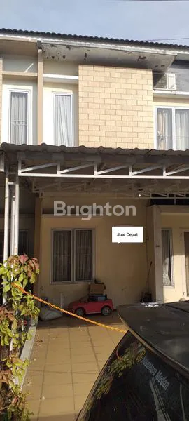 image RUMAH TAMPAK BARU DI KOMPLEK (1)