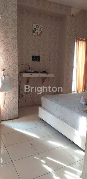 image RUMAH TAMPAK BARU DI KOMPLEK (5)