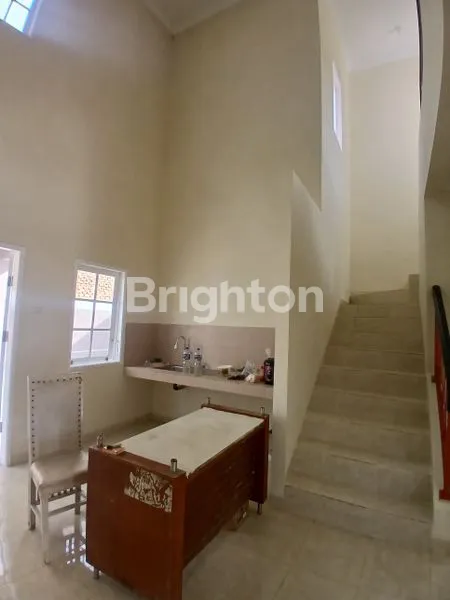 image RUMAH MEWAH LT 240M² DI BUKIT MEDITERANIA (4)