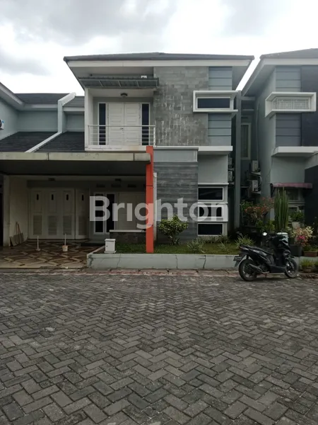 image RUMAH CANTIK FULL FURNISHED  (1)