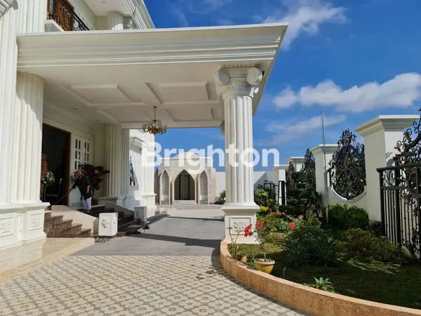 image RUMAH MEWAH ELEGAN DENGAN GAYA ROMA DI BSB CITY SEMARANG  (5)