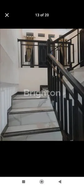 image RUMAH 2,5 LANTAI. LT 72 LB 138. VILLA PAMULANG TANGSEL RP 850JT NEGOTIABLE.FULL GRANIT (7)