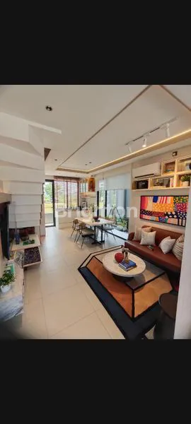 image HUNIAN STYLISH, MURAH 2 LANTAI, 2KT HANYA 534JT (1)