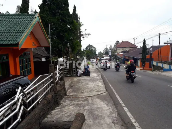 image DIJUAL VILLA 7 KAMAR RATING GOOGLE 4.8 DI TAWANGMANGU – FULLY FURNISHED, SIAP OPER USAHA! (2)