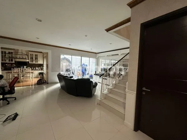 image LUXURY HOME AT JAKARTA GARDEN CITY (7)