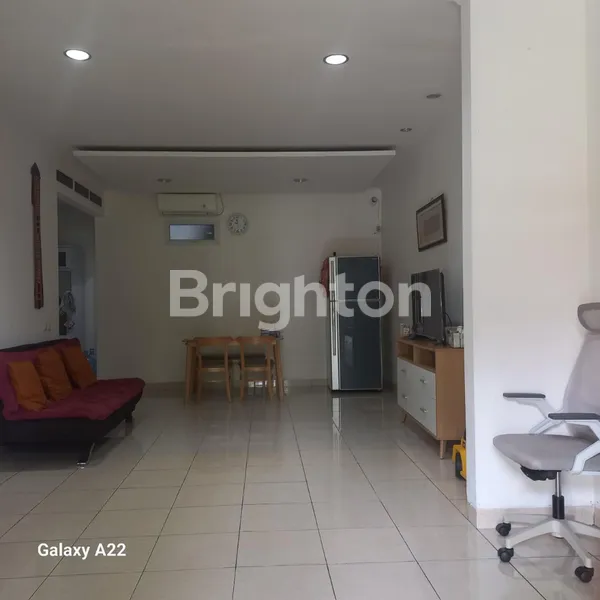 image RUMAH 2 LANTAI DI DELATINOS CLUSTER PATAGONIA (3)