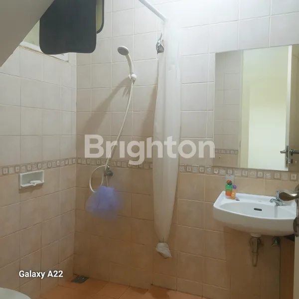 image RUMAH 2 LANTAI DI DELATINOS CLUSTER PATAGONIA (5)