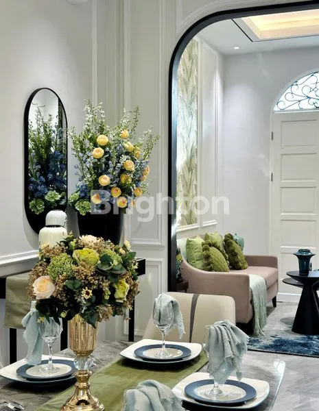 image RUMAH 3 LANTAI SIAP HUNI DI ROYAL AVENUE (6)