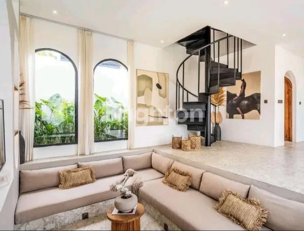 image VILLA MEWAH 2 KT DI CANGGU, FURNISHED LENGKAP (2)