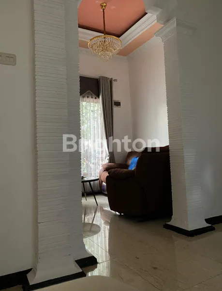 image RUMAH 2 LANTAI ESTETIK FULL RENOV DI PADURENAN BEKASI, 25 MENIT KE TOL BEKASI BARAT & LRT (2)