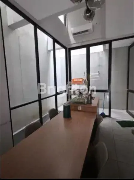 image RUMAH CLUSTER 2 LANTAI SIAP HUNI DI GRAND WISATA - BEKASI (NEGO TIPIS) (3)