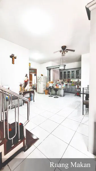 image JUAL CEPAT RUMAH HOOK 2 LANTAI DI DANAU SUNTER, JAKARTA UTARA (3)