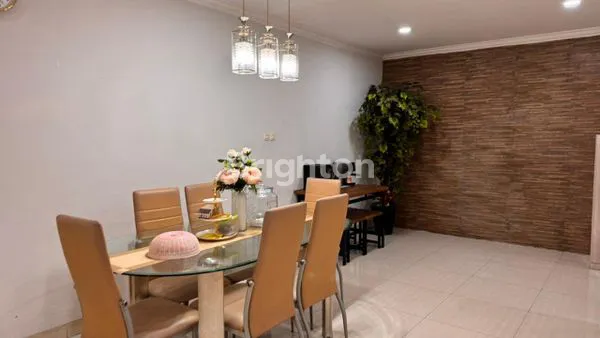 image RUMAH 3 LANTAI BANDENGAN SELATAN (2)