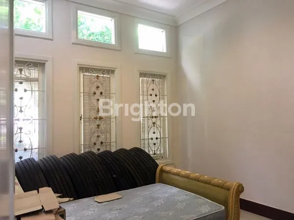 image RUMAH SIAP HUNI DI A. YANI ( KETINTANG ) (6)