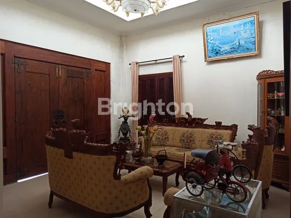 image RUMAH MEWAH 8 KT + PRIVATE POOL DI DENPASAR (4)