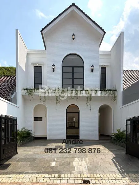 image RUMAH MEWAH KOLONIAL MODERN BAGUS SIAP HUNI BARUU GRESS (1)