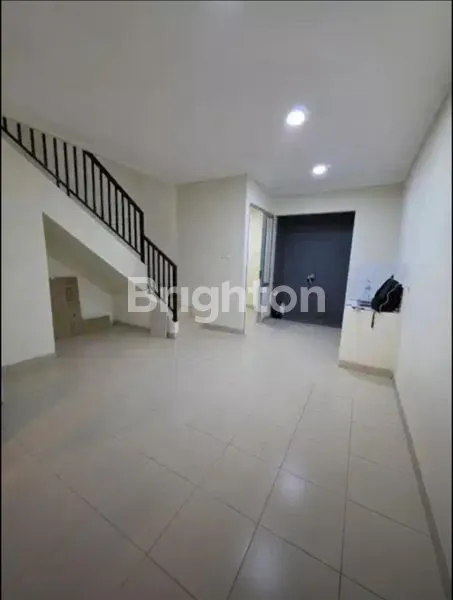 image DIJUAL RUMAH BARU RENOVASI 2LANTAI JAKARTA BARAT (3)