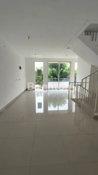 image RUMAH 3 LANTAI,  WISATA BUKIT MAS NOTREDAME, KONSEP FLYING GARDEN (8)