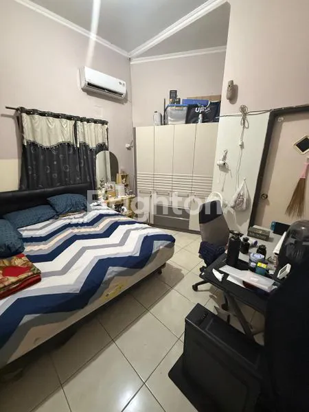 image RUMAH DIJUAL HOOK 1,5 LANTAI FULL FURNISHED LOKASI STRATEGIS (8)