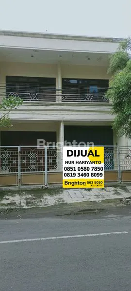 image RUMAH 3 LANTAI SIAP HUNI DI NGAGEL JAYA UTARA (1)