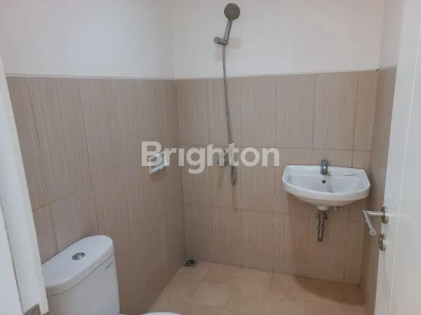 image RUMAH SIAP HUNI 2KT DI SERPONG LAGOON (2)