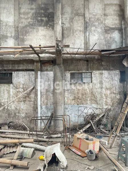 image GUDANG DI SOLO EX USAHA BESI (DIAJUKAN UNTUK SPPG DAPUR MBG) (2)