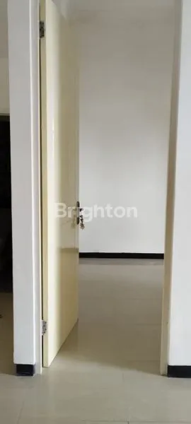 image RUMAH 2 LANTAI STRATEGIS DEKAT UNAIR (3)