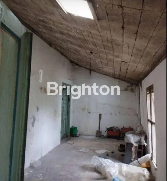 image RUMAH TENGAH KOTA LETAK STRATEGIS COCOK UNTUK USAHA DI SEMARANG  (3)