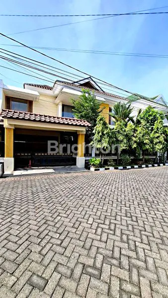 image JUAL RUMAH SURABAYA SELANGKAH KE GALAXY MALL & MERR (1)