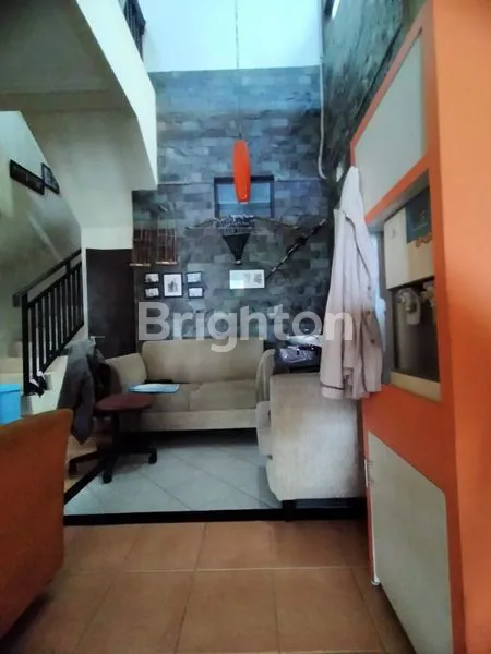 image RUMAH HOOK, LUAS TERBUKA, 2 LT, HARMONI, BNR (4)