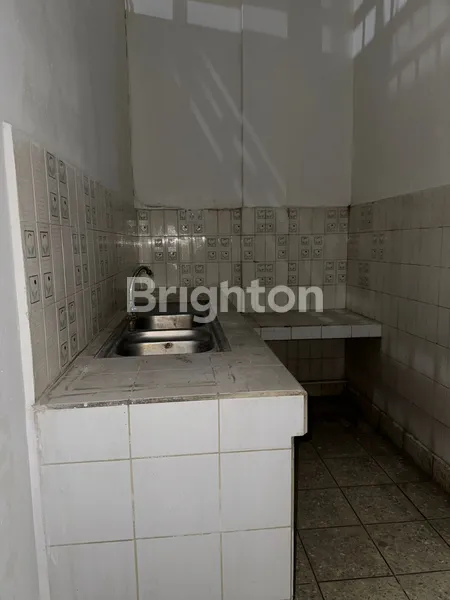 image RUMAH USAHA DI JL. TENGKU UMARN MEDAN — COCOK BUAT BOS MASA DEPAN! (7)