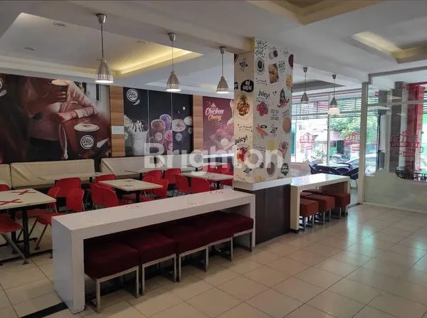 image 2 RUKO BERJAJAR- 2 LANTAI SUPER STRATEGIS DI JALAN WAHID HASYIM, KEDIRI (3)