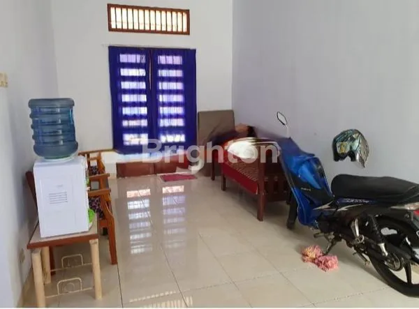 image RUMAH HOOK DI KOMPLEKS BALI SAWANGAN (2)