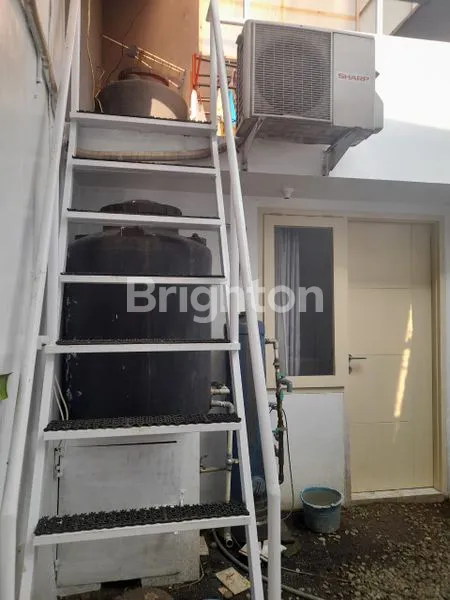 image RUMAH LUAS NYAMAN DIJUAL MURAH DAN CEPAT DI CISARANTEN ARCAMANIK BANDUNG (8)