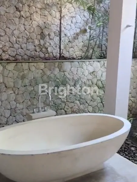 image INVESTASI VILLA 2 KT SHM 520 M² - PERERENAN (HARGA TERBAIK) (3)