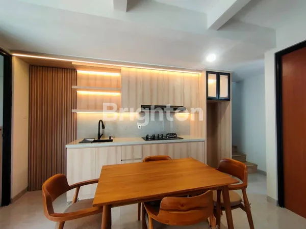 image RUMAH SIAP HUNI MULYOSARI SUTOREJO SURABAYA 2LT CARPORT 1MBL, ROW 2MBL (8)