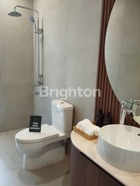 image RUMAH MEWAH 3 LANTAI DI ARIA PURI (7)