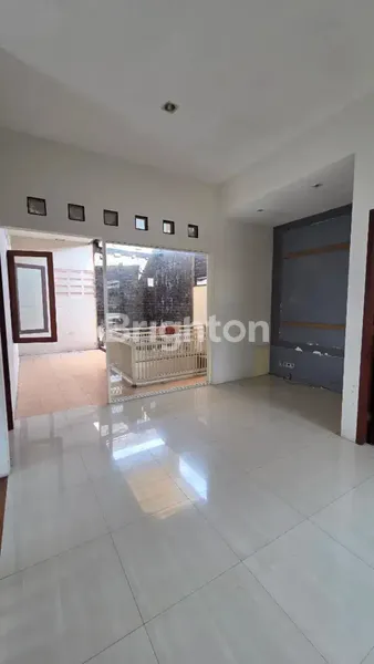image  RUMAH WISMA LIDAH KULON DEKAT UNESA LIDAH, DEKAT PAKUWON MALL, DEKAT MCD (3)